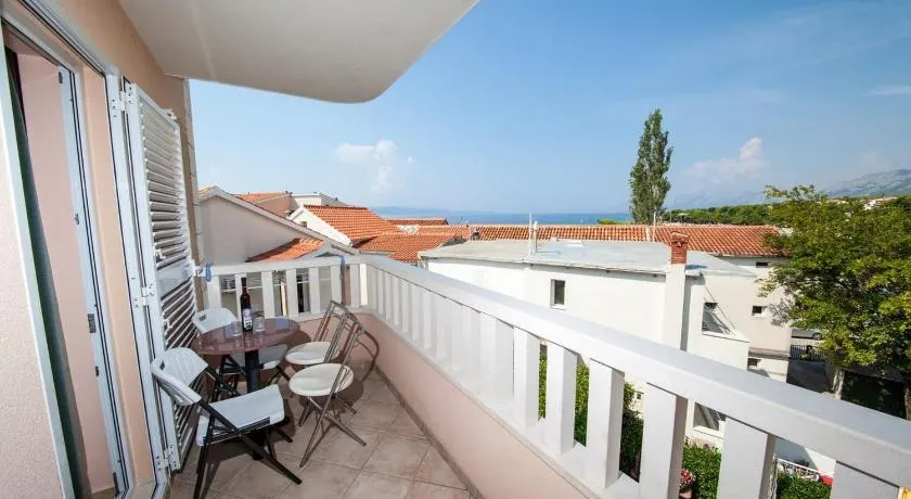 Vila Promajna 3 - Image 1