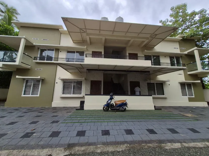 Zainab Apartment - Image 1
