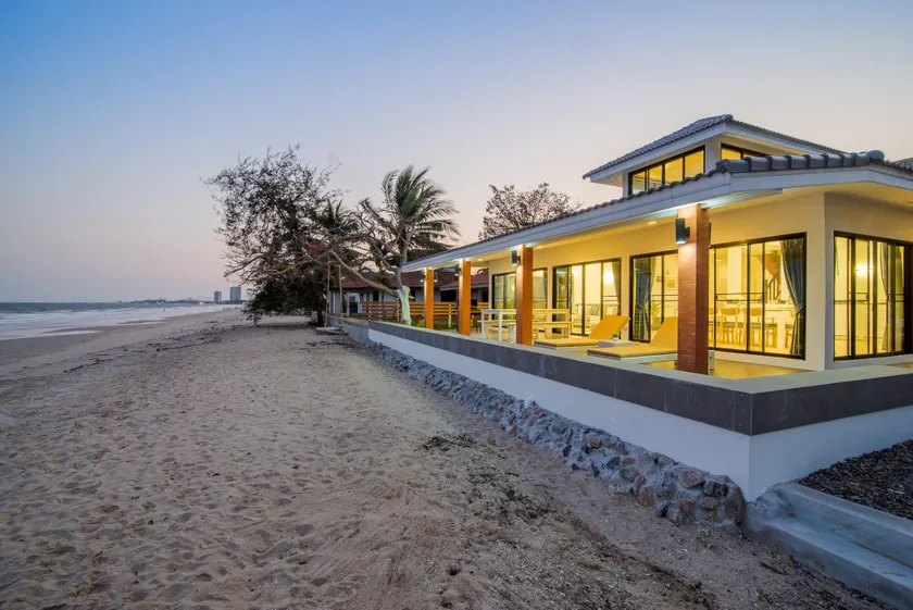 C-Sand Private Beachfront House - Image 1