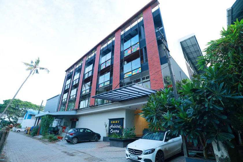 CMK GULMOHAR SUITES - Image 1