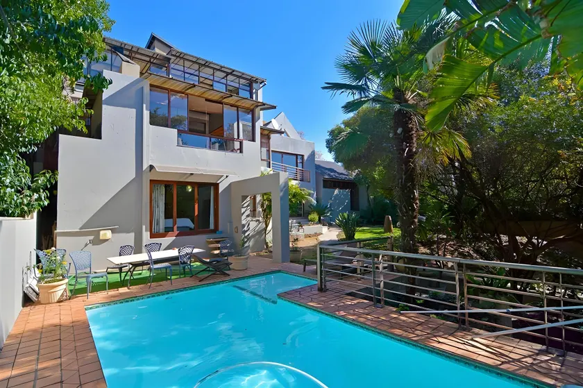 Amoris Guest House-Randburg - Image 1