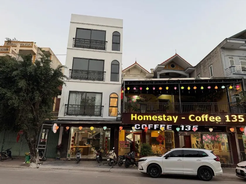 Homestay Coffee 135 - Image 1