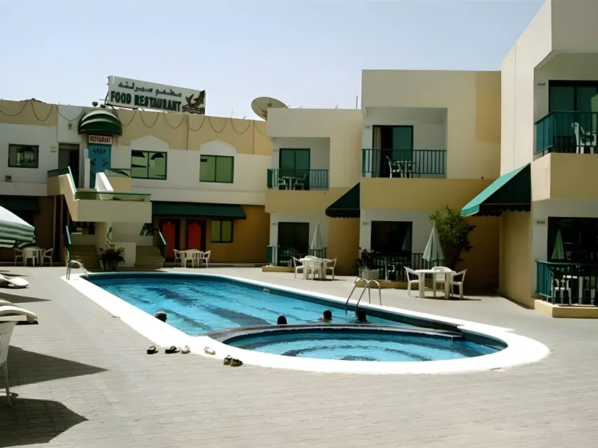Summer Land Hotel - Image 1