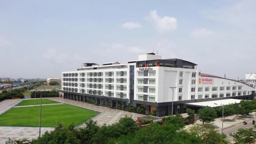 Brilliant Hotel & Convention Centre Indore - Image 1