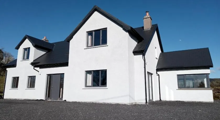 Geevagh Holiday Home - Image 1