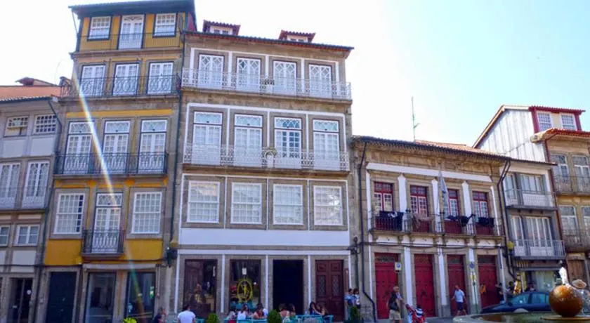Guimarães Studios Lounge - Image 1