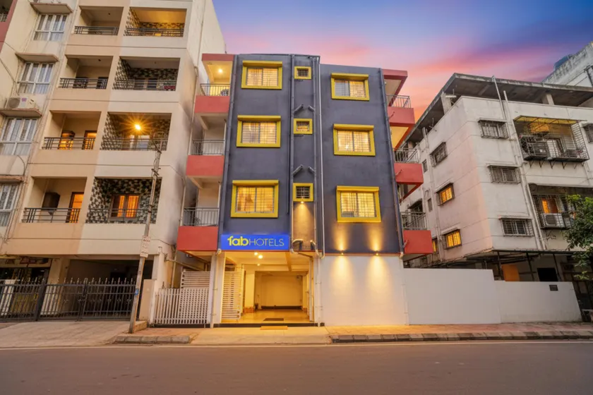 FabHotel Bizstay Executive - Image 1