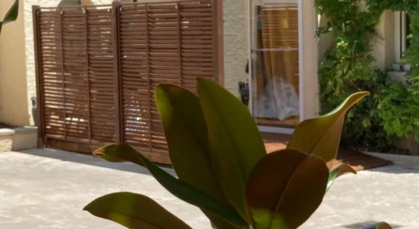 le Garden Cocoon - Image 1