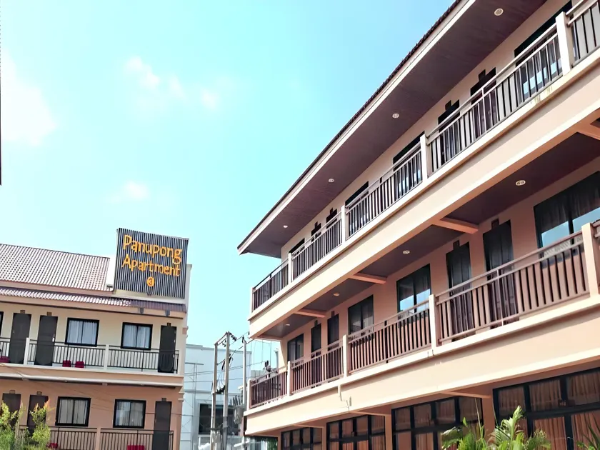Panupong Hotel - Image 1