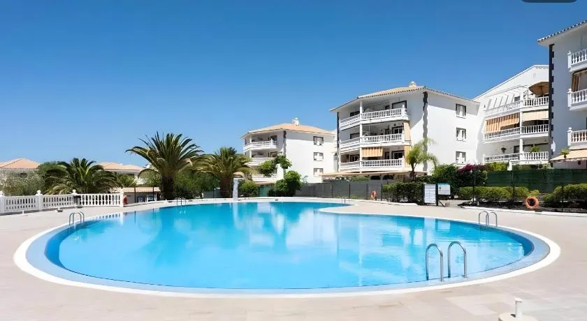 Ferienwohnung 'Apto Vistahermosa 3 Bed and Pool' mit Bergblick, WLAN und Klimaanlage - Image 1