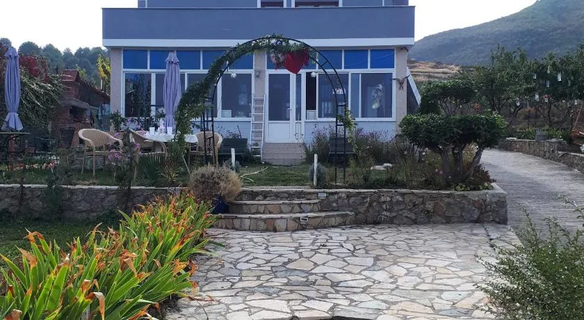 Vila Topalli - Image 1