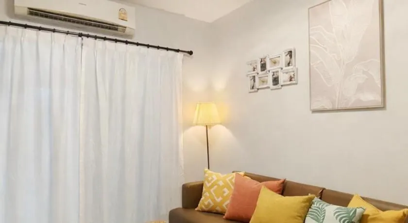 หมู่บ้านไลโอรัตนาธิเบศร์-เวสต์เกต - Image 1