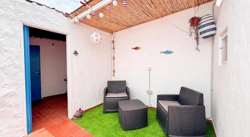 Fee4Me 5 Min from Sardina Beach - Image 1