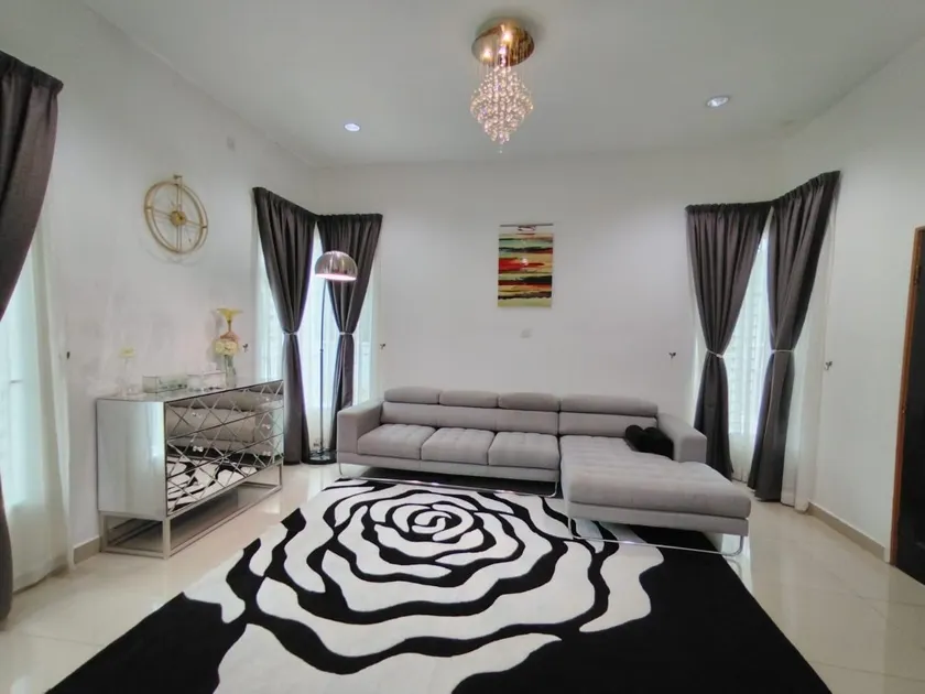 Kijal Bliss Homestay - Image 1