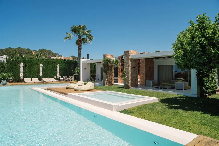 Villa Sophie - Luxury Style & Sunset View - Image 1