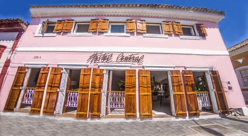 Hostel Central São Sebastião - Image 1