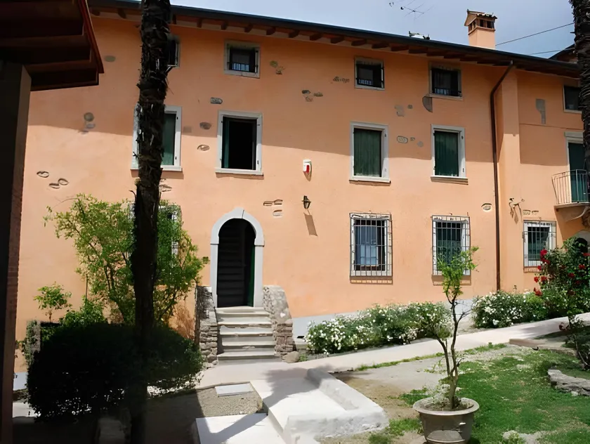 Agriturismo Borgo di Calmasino - Image 1