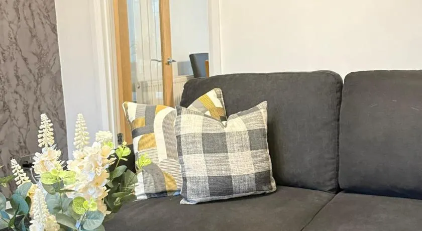 Wigan Modern house - Cozy & Relaxing Stay - Image 1