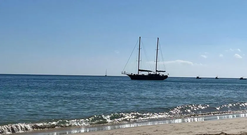 Casa Monte y Mar - Image 1