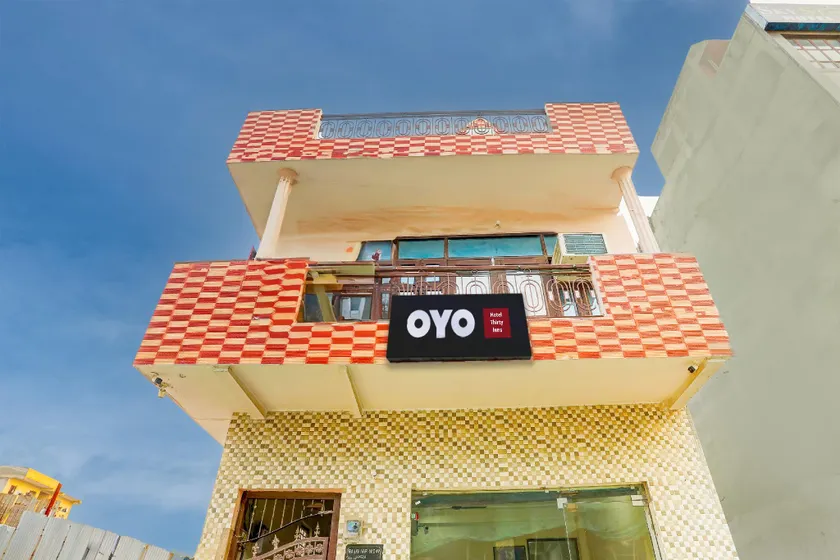 Hotel O Thirty Inns - Image 1