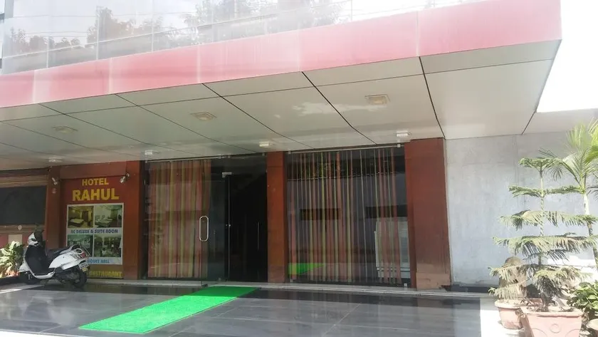 Hotel Rahul - Image 1