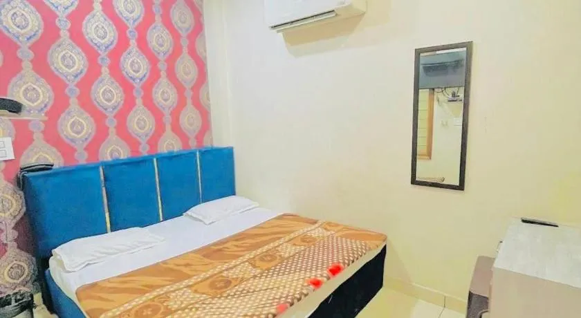 Hotel RKS Residency - Image 1