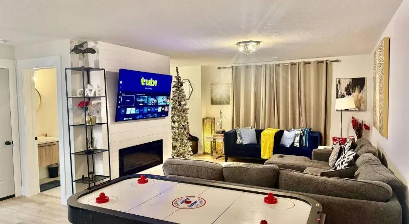 Urban Oasis Stylish 3BR Home Near Moncton, Dieppe Airport Free Parking - Image 1