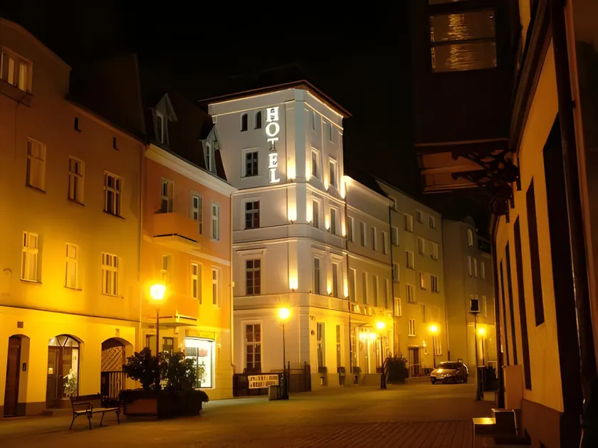 Hotel Marmułowski - Image 1