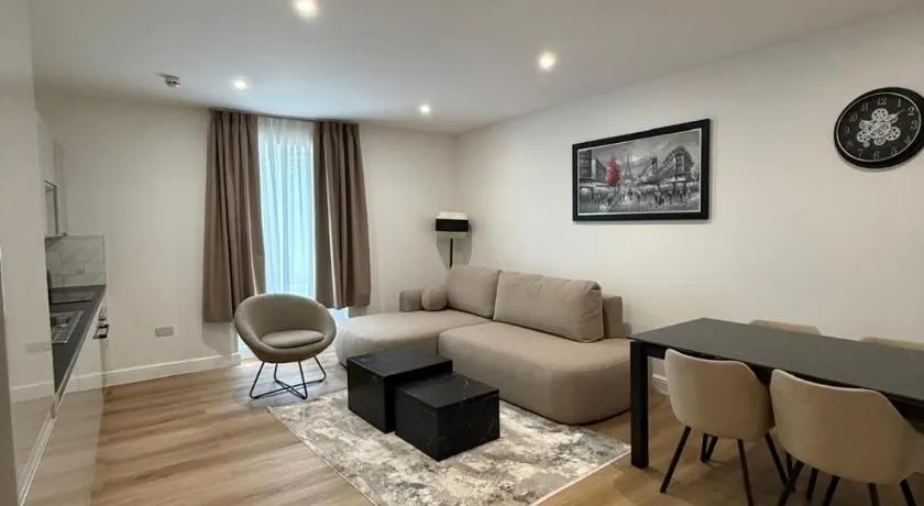 Luxury Sovereign House - Image 1