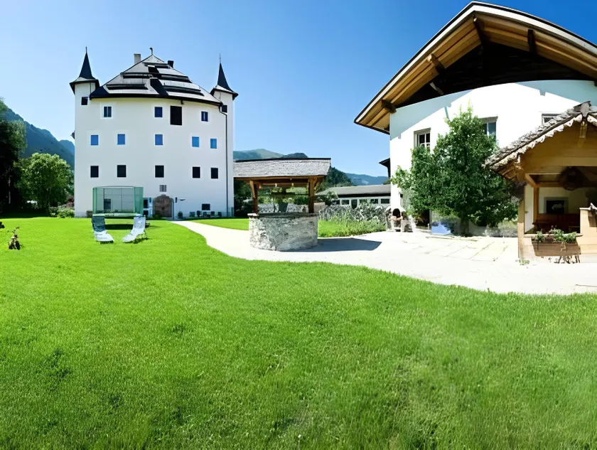 Schloss Saalhof - Image 1