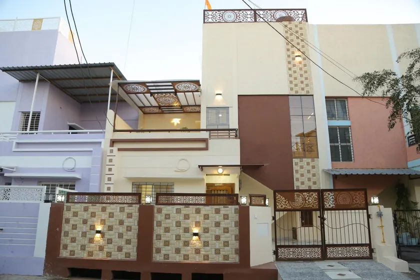 ShivAOM Family Homestay - Image 1