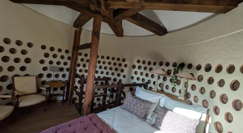 Manoir Saint Joseph Colombier - Image 1