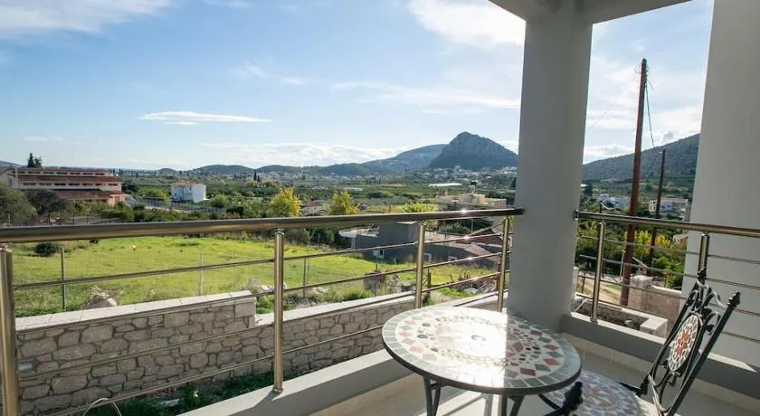 Over the horizon 3 bedroom apartment - Image 1