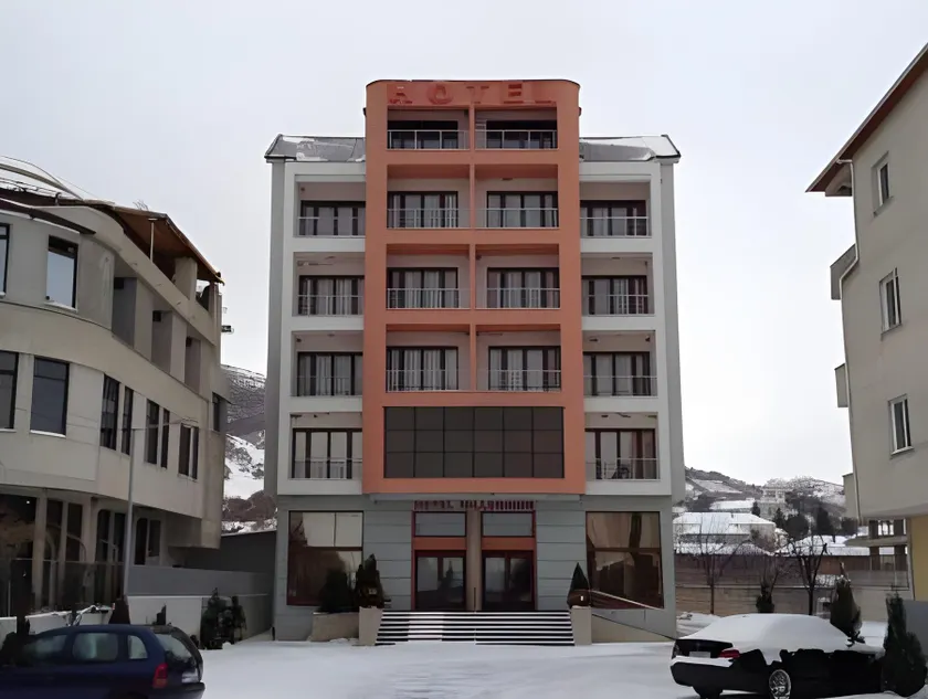 Hotel Millennium - Image 1