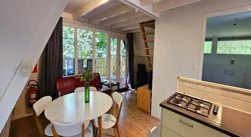 Peaceful Ardennes Getaway for 4 Guests - Image 1