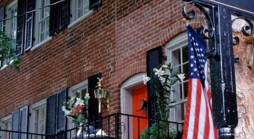 Inn at Court Square - Image 1