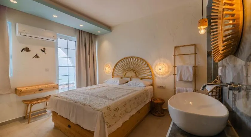 Delfini Pearl Stegna Beach - Image 1