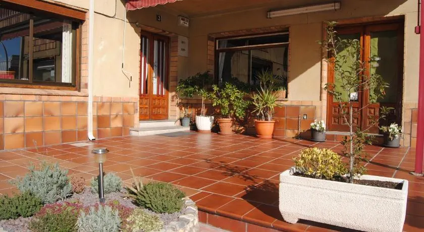 Hostal El Mirador - Image 1