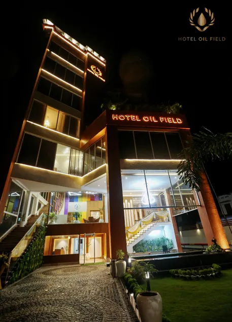 Hotel Oil Field - Image 1