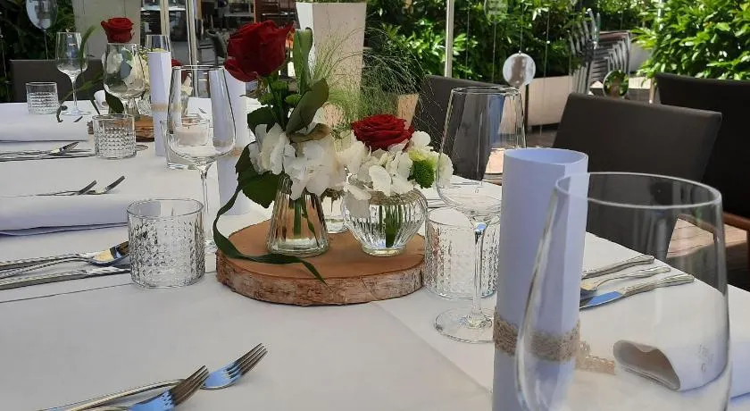 Restaurant Hotel Schrott - Image 1