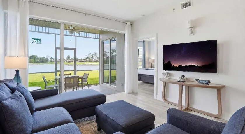 #1412 - Golf and Lake Views - Updated -Sleeps 4 - Image 1