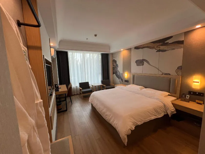 Cangyuan Hotel - Image 1