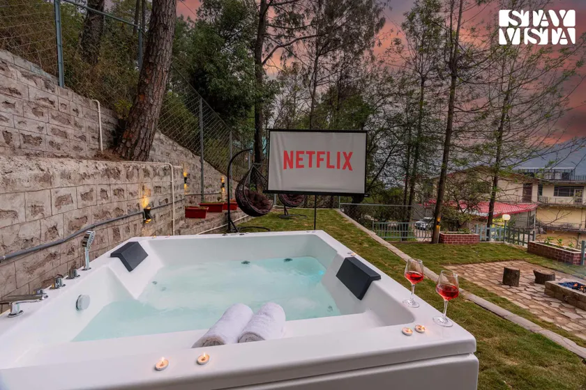 StayVista at Pinecrest Manor - Outdoor Jacuzzi - Image 1