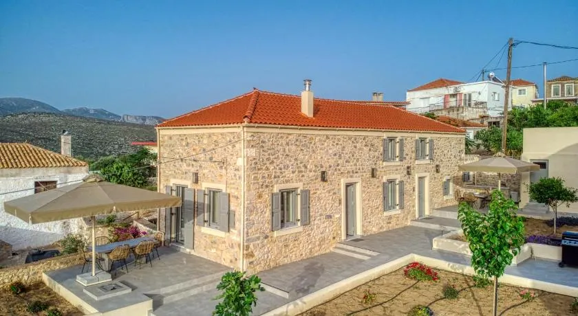 Ilida Villas - Image 1