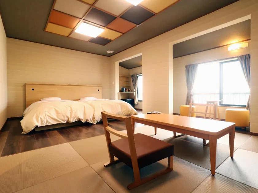 Shinojima No Yado (The Inn on Shino Island Gifuya Ryokan - Image 1