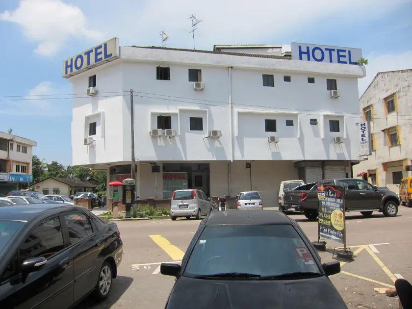 Skudai Baru Hotel - Image 1