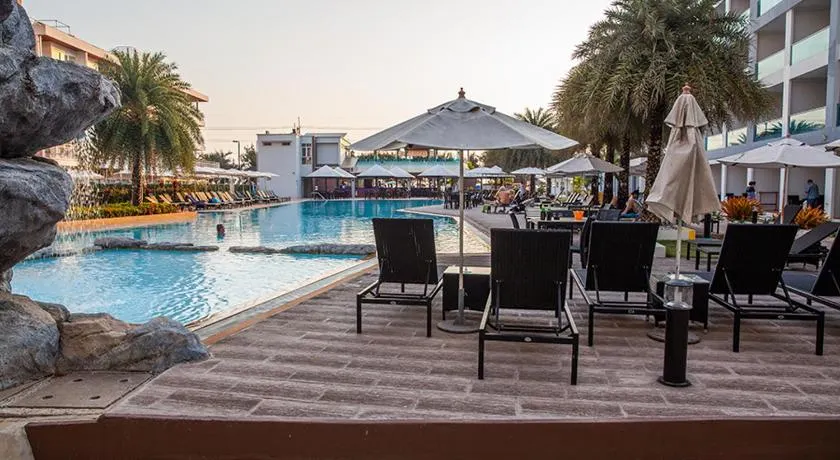 GB710 Grand Blue Beach Condo maephimholiday - Image 1