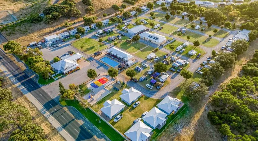 BIG 4 Tasman Holiday Parks - Ledge Point - Image 1