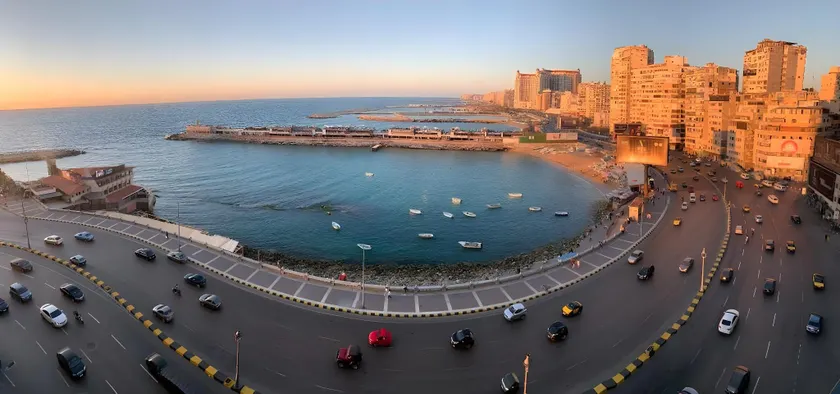 Alexandria Luxury Apartments Gleem Direct Sea View - Image 1