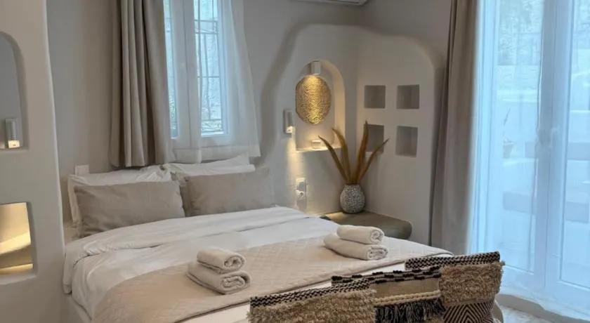 Fratelli Family Rooms - Image 1